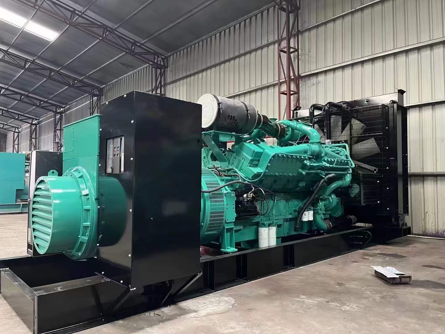 桑珠孜如何降低 800kW 柴油发电机输出电流的波动？