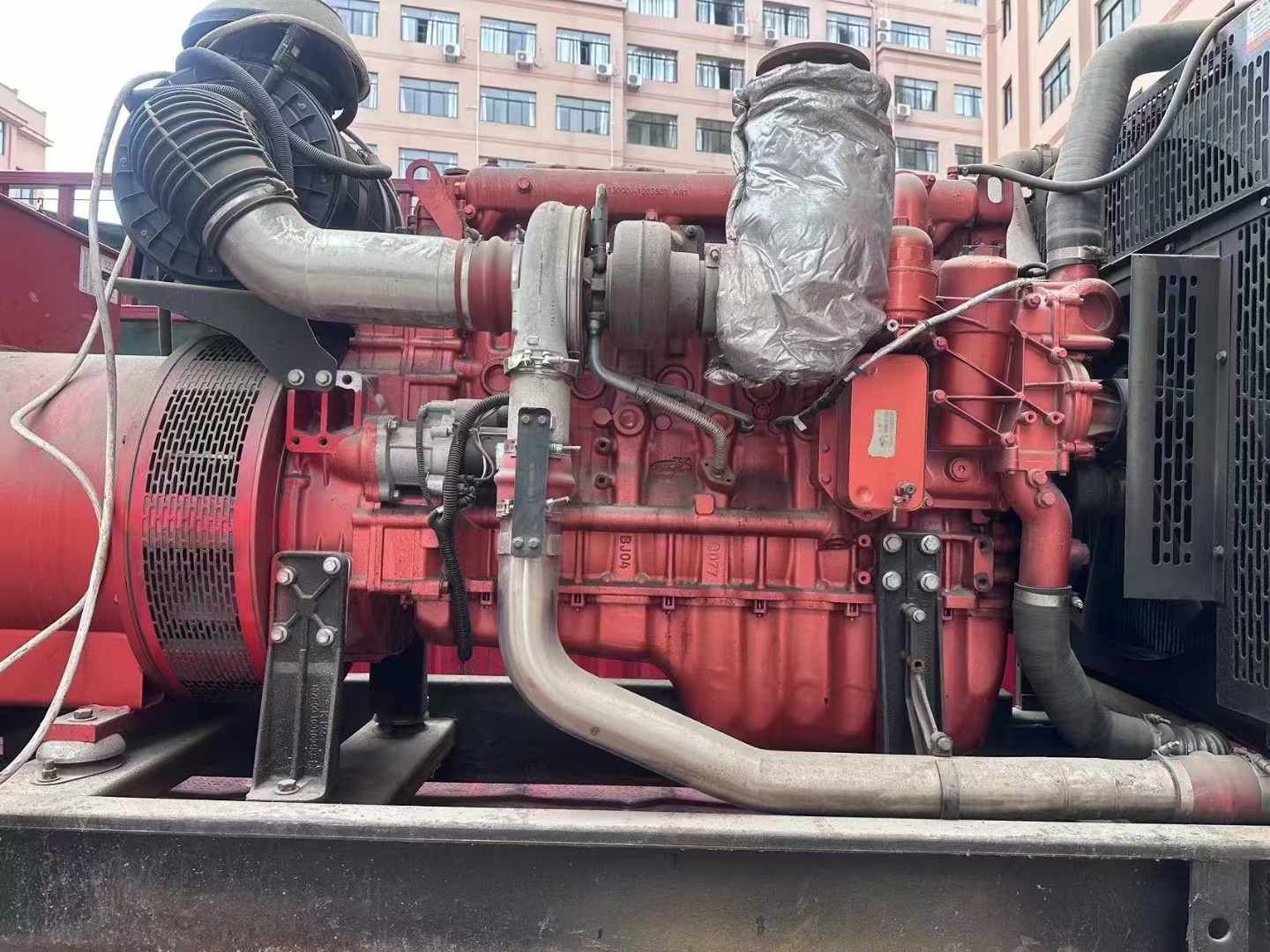 桑珠孜如何选择适合 600kW 柴油发电机组的过载保护器?